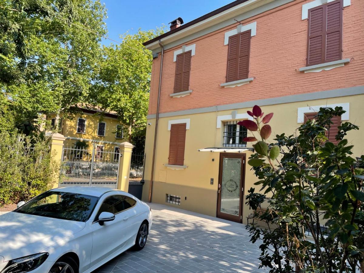 La Bella Modena Centro Hotel Екстериор снимка