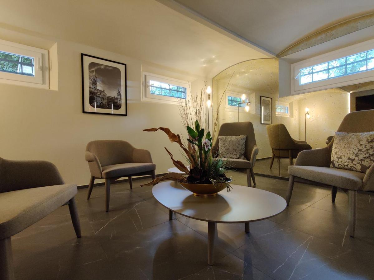 La Bella Modena Centro Hotel Екстериор снимка